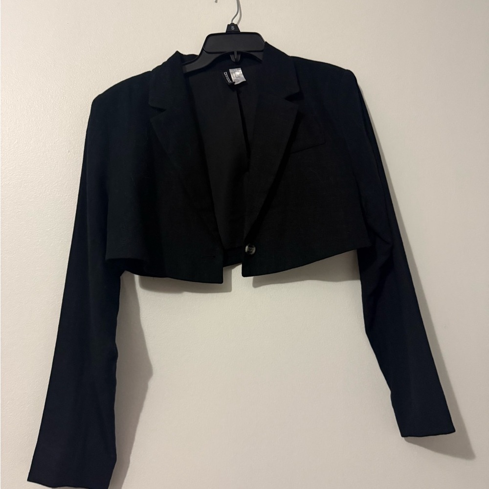 H&M Elegant Black Cropped Blazer